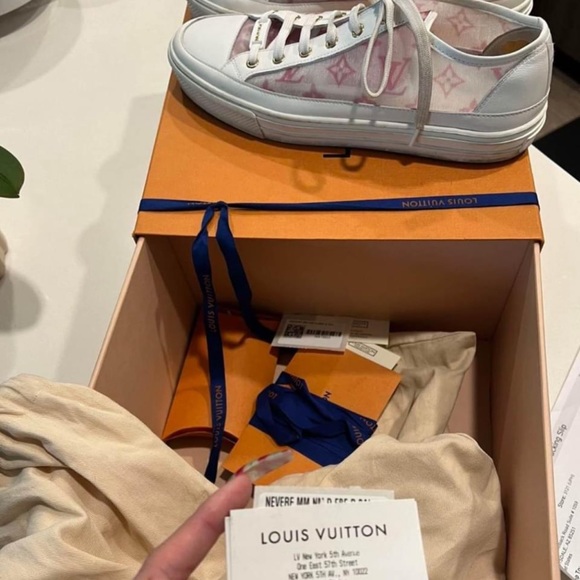 Louis Vuitton stellar mesh sneaker - Picture 3 of 4
